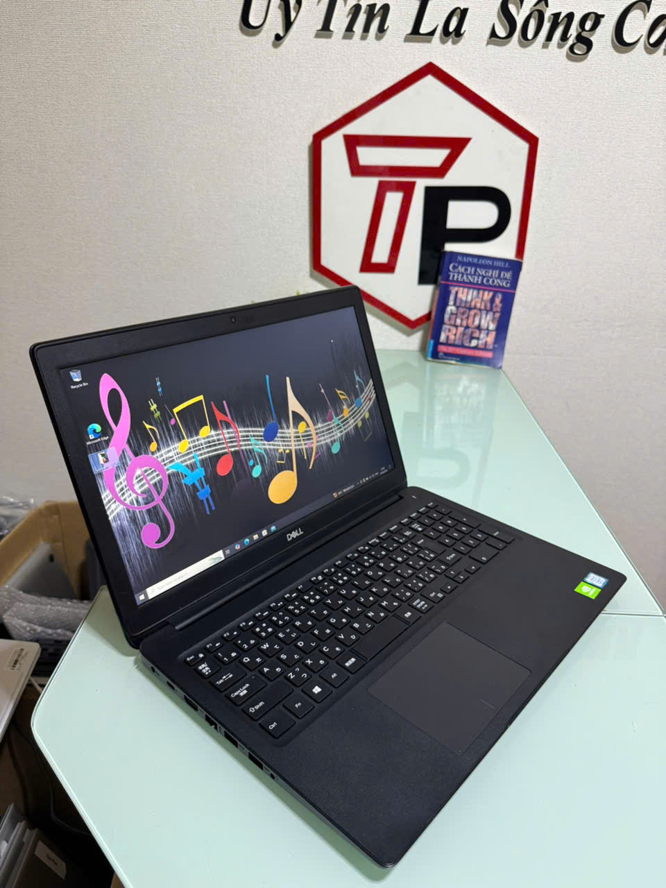Dell Latitude 3500 / i7-8565U (up to 4.60Ghz | 4 nhân 8